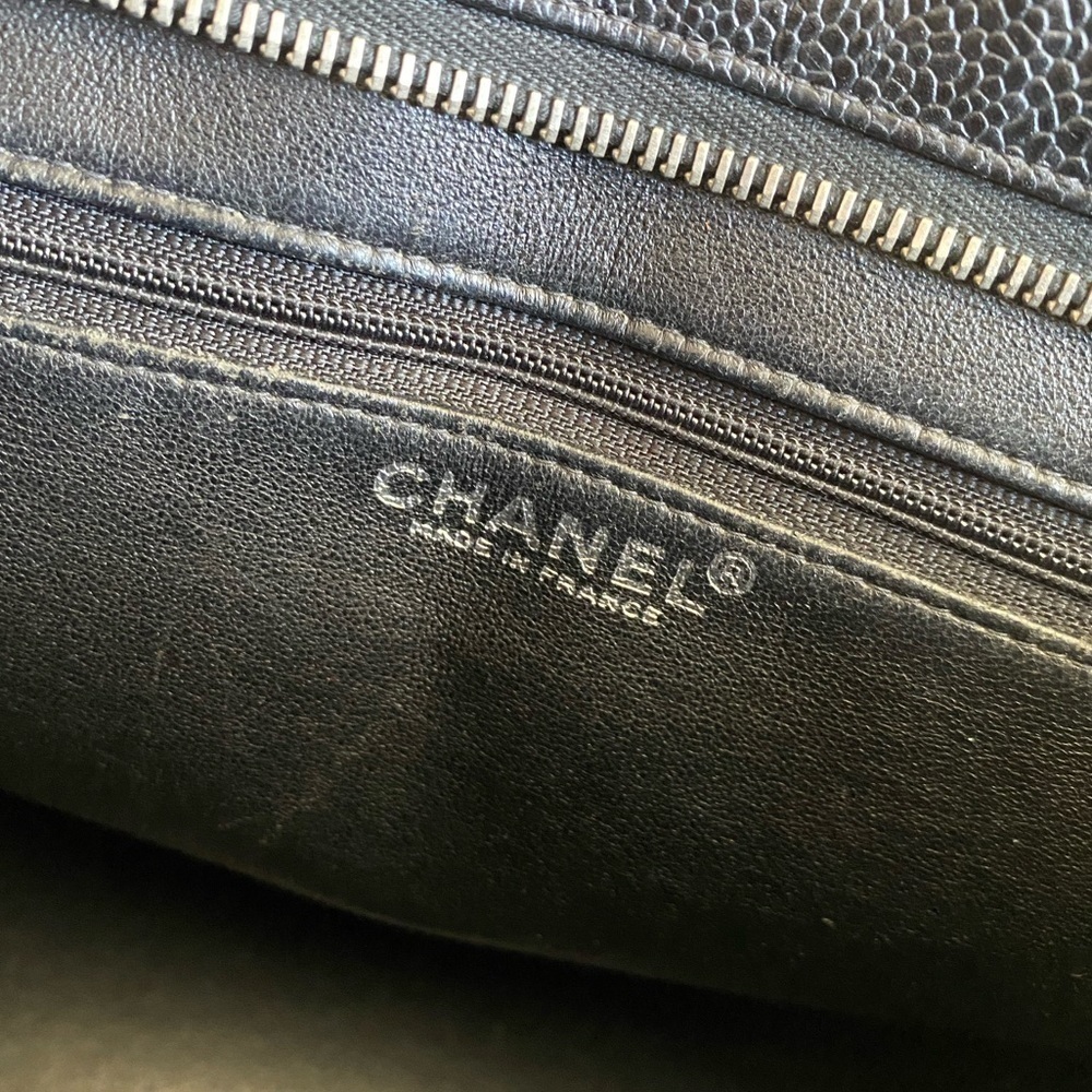 Chanel Caviar Quilted Leather CC Silver Medallion Tote - Picture 11 of 13